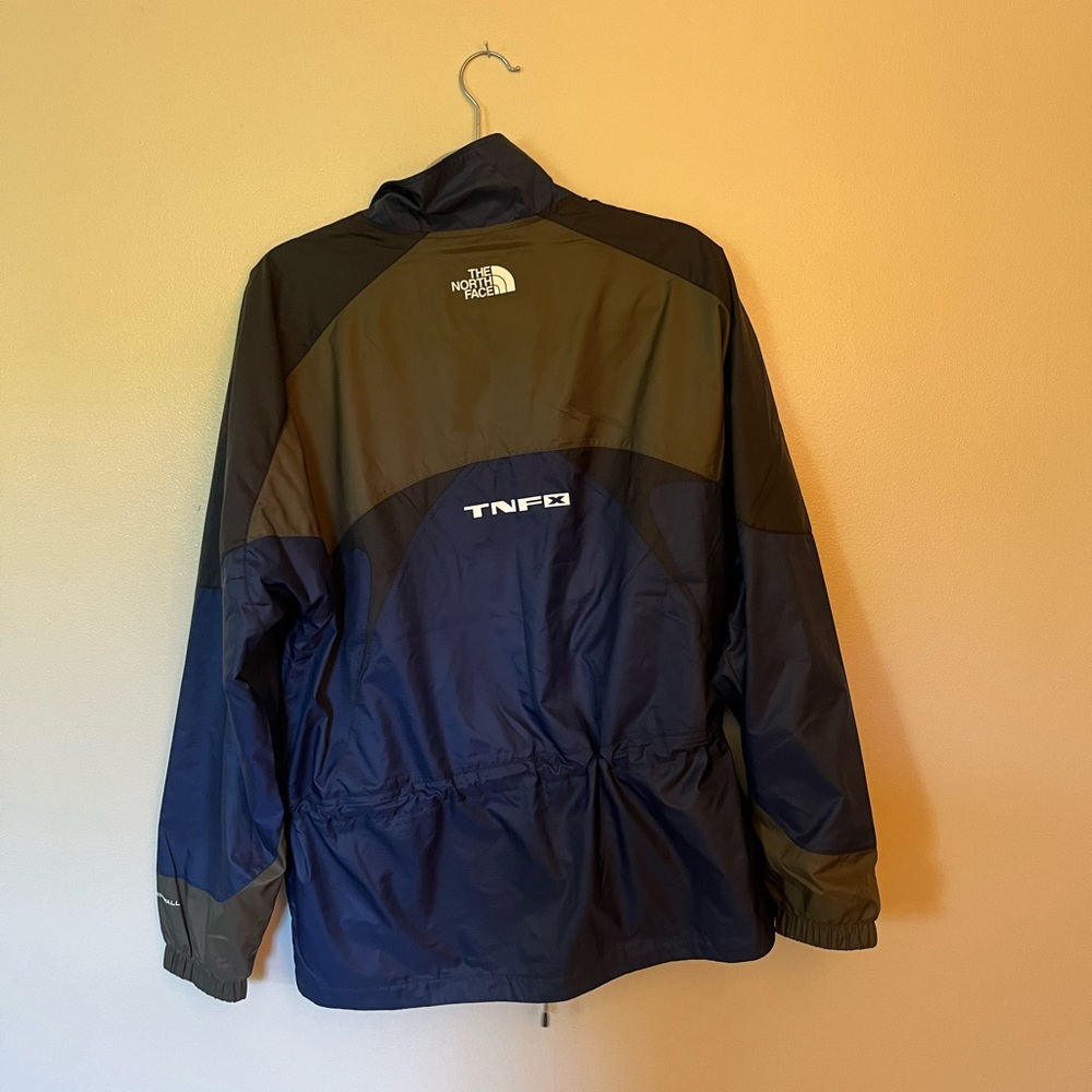 The North Face TNF X Windbreaker Jacket Green Summit Navy - Picture 10 of 10